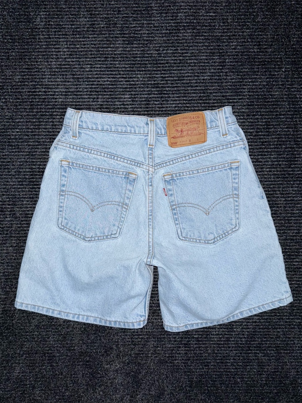 Vintage 90s Levis 550 Relaxed Fit Light Denim Shorts Women 9 / 27 USA Made Jorts